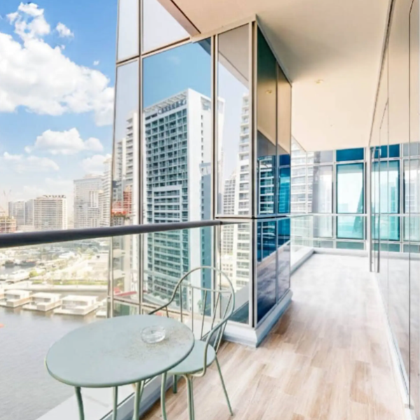 What to Know Before Booking Dubai Vacation Rentals Near Marina and Downtown